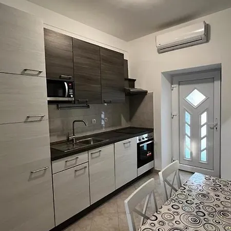 Ferienwohnung Grosovi Dvori Opuzen  Exterior foto