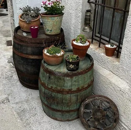 Grosovi Dvori