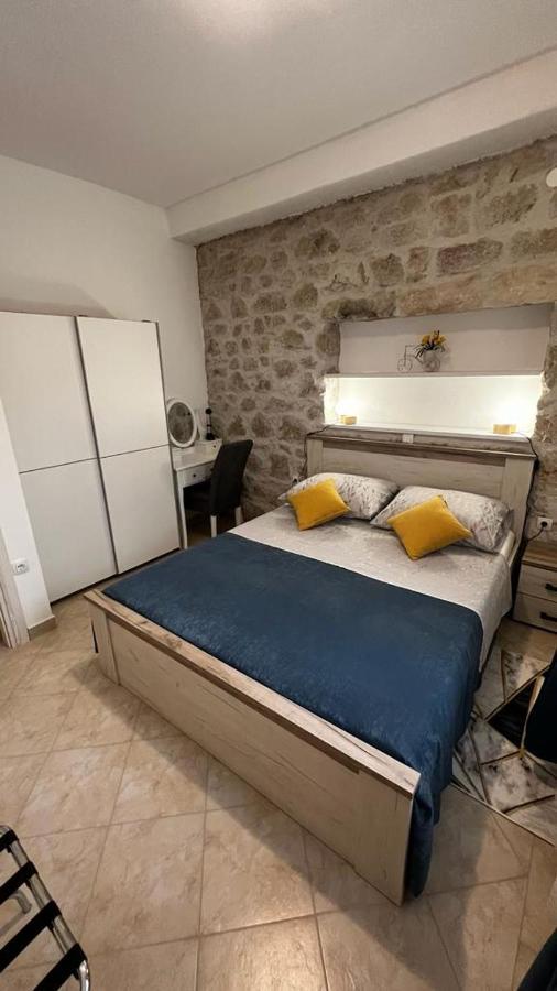 Grosovi Dvori Apartmán *